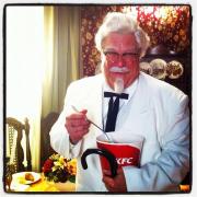Foto de KFC ama a los gays con John Goodman