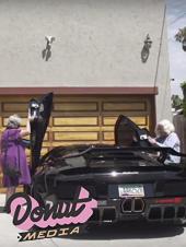 Ver Pelicula Dos abuelas se retiran en un Lamborghini Online