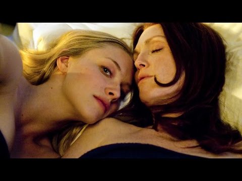 Chloe and Catherine Story (Amanda Seyfried and Julianne Moore)
