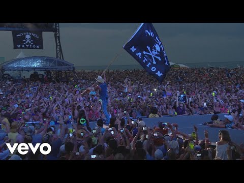 Kenny Chesney - Pirate Flag (Live)