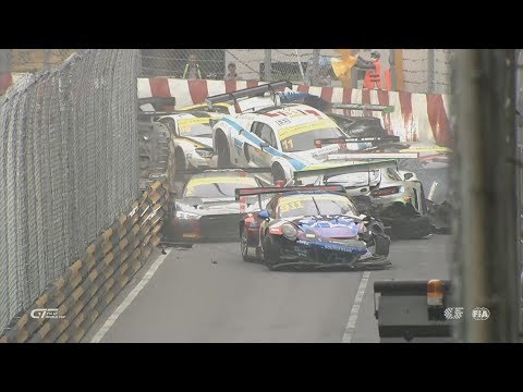 FIA GT World Cup 2017. Qualification Race Macau Grand Prix. Huge Pile Up