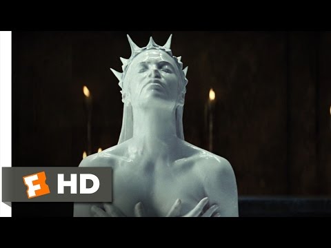 Snow White and the Huntsman (3/10) Movie CLIP - You Would Kill Your Queen? (2012) HD