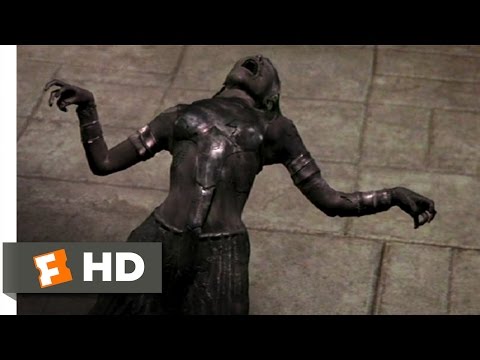 Queen of the Damned (8/8) Movie CLIP - The Death of a Queen (2002) HD