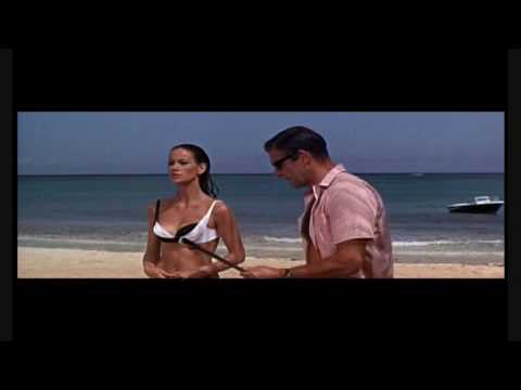 James BOND 007 Thunderball Underwater Battle. Sean Connery