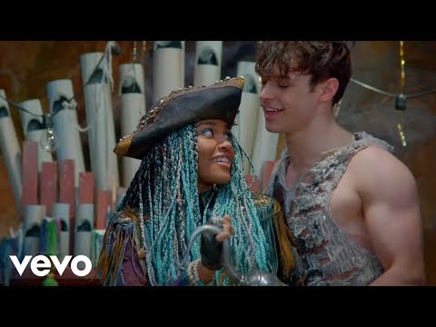 China Anne McClain, Thomas Doherty, Dylan Playfair - What's My Name (From "Descendants 2")