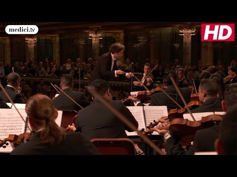 Beethoven Symphony Cycle by Gustavo Dudamel - Best Of