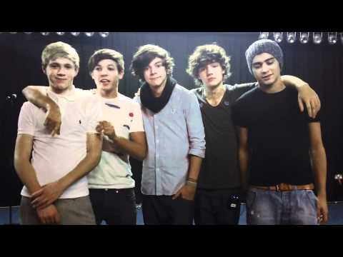 One Direction - What Makes You Beautiful video introduction.MP4
