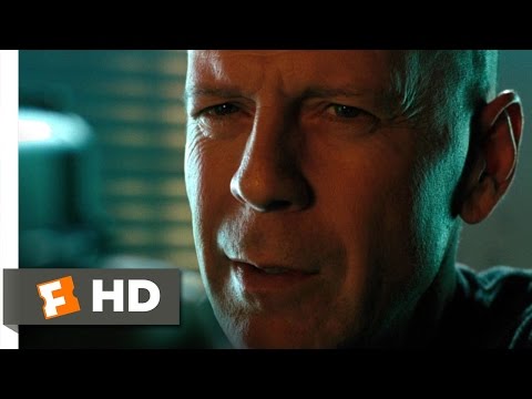 Red (1/11) Movie CLIP - Moses and Mayhem (2010) HD