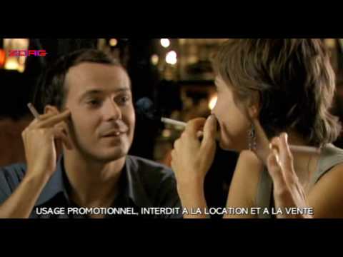 Julie Gayet smoking in movie Clara Et Moi